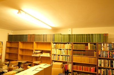 Lot 298 - Country Life Illustrated. A broken run of 47 volumes, London: Hudson & Kearns, volume 1-112 (1897-1952)