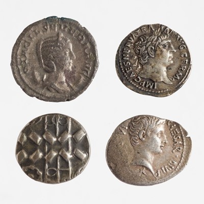 Lot 526 - Roman coins. A collection of Roman coins