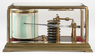 Lot 447 - Barograph. A fine barograph, early 20th century