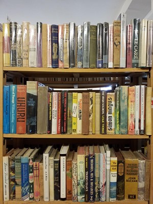Lot 458 - Modern Fiction. A large collection of modern fiction