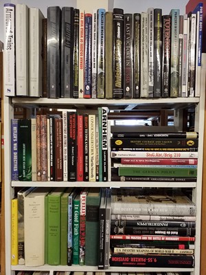 Lot 459 - Military. A large collection of modern military reference & related