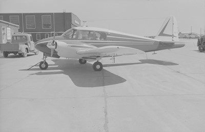 Lot 8 - Aviation negatives. Black and white negatives, circa 1934-2002, approximately 24,500