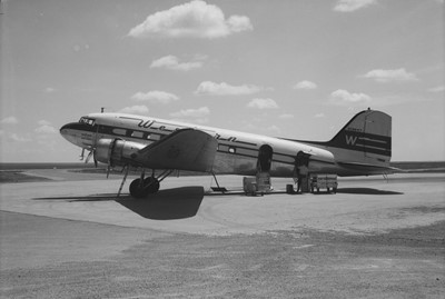 Lot 8 - Aviation negatives. Black and white negatives, circa 1934-2002, approximately 24,500