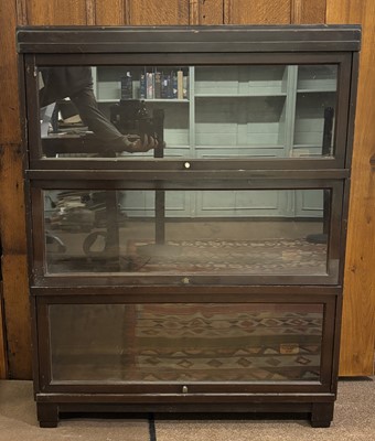 Lot 306 - Bookcase. A 1920s Globe Wernicke ‘classic’ mahogany bookcase