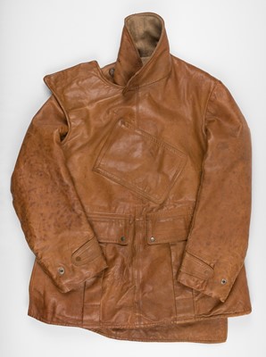 Lot 189 - Royal Flying Corps. A fine WWI RFC pilot's leather flying coat