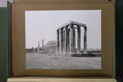 Lot 24 - Italy. A large collection of approximately 400 photographs of Italian sculptures, c. 1880s