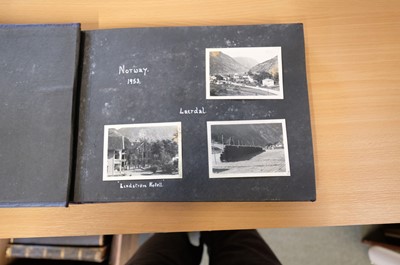 Lot 17 - Great Britain & Europe. A collection of 16 photograph albums, late 19th/20th c.