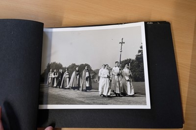 Lot 17 - Great Britain & Europe. A collection of 16 photograph albums, late 19th/20th c.