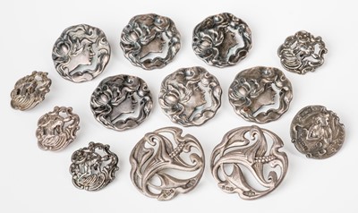 Lot 444 - Buttons. A set of six art nouveau silver buttons by Crisford & Norris, Birmingham 1902