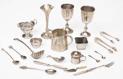 Lot 407 - Mixed silver. A George V silver cream jug by S Blanckensee & Son Ltd, Chester, 1911