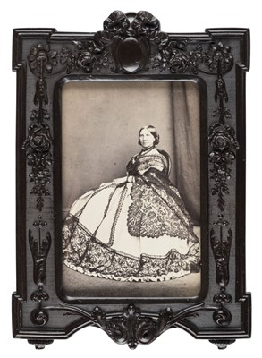 Lot 476 - Ninth-plate ambrotype portrait of a girl